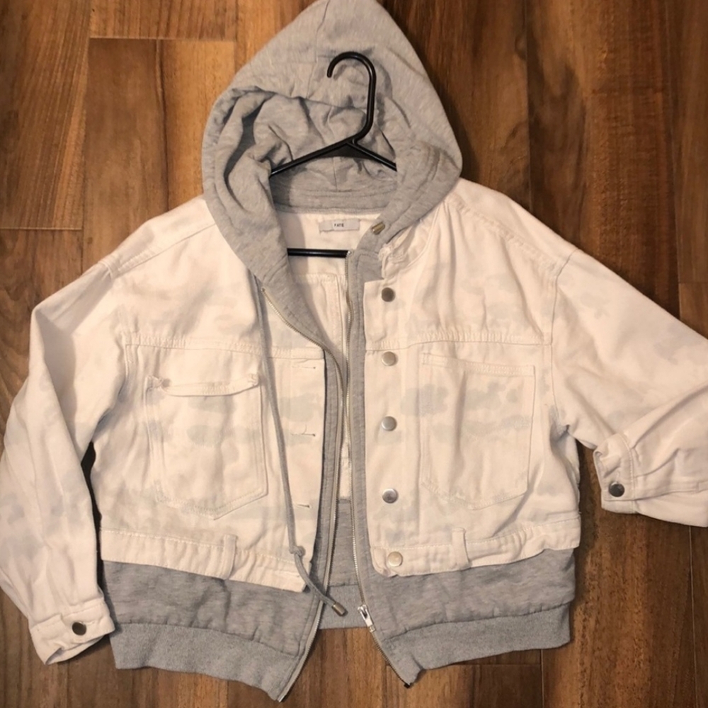 Mystery Bundle - Picture 12 of 13